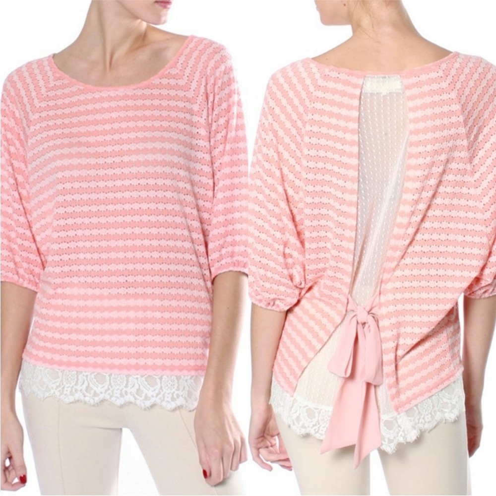A’Reve Handmade Knit Top Size S w/Adjustable Bow On the Back and Lace Trim